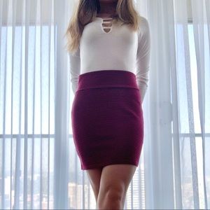 Red ribbed pencil skirt